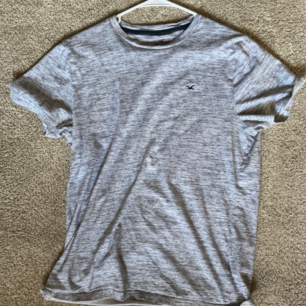 Hollister logo tee, size medium, gray and white